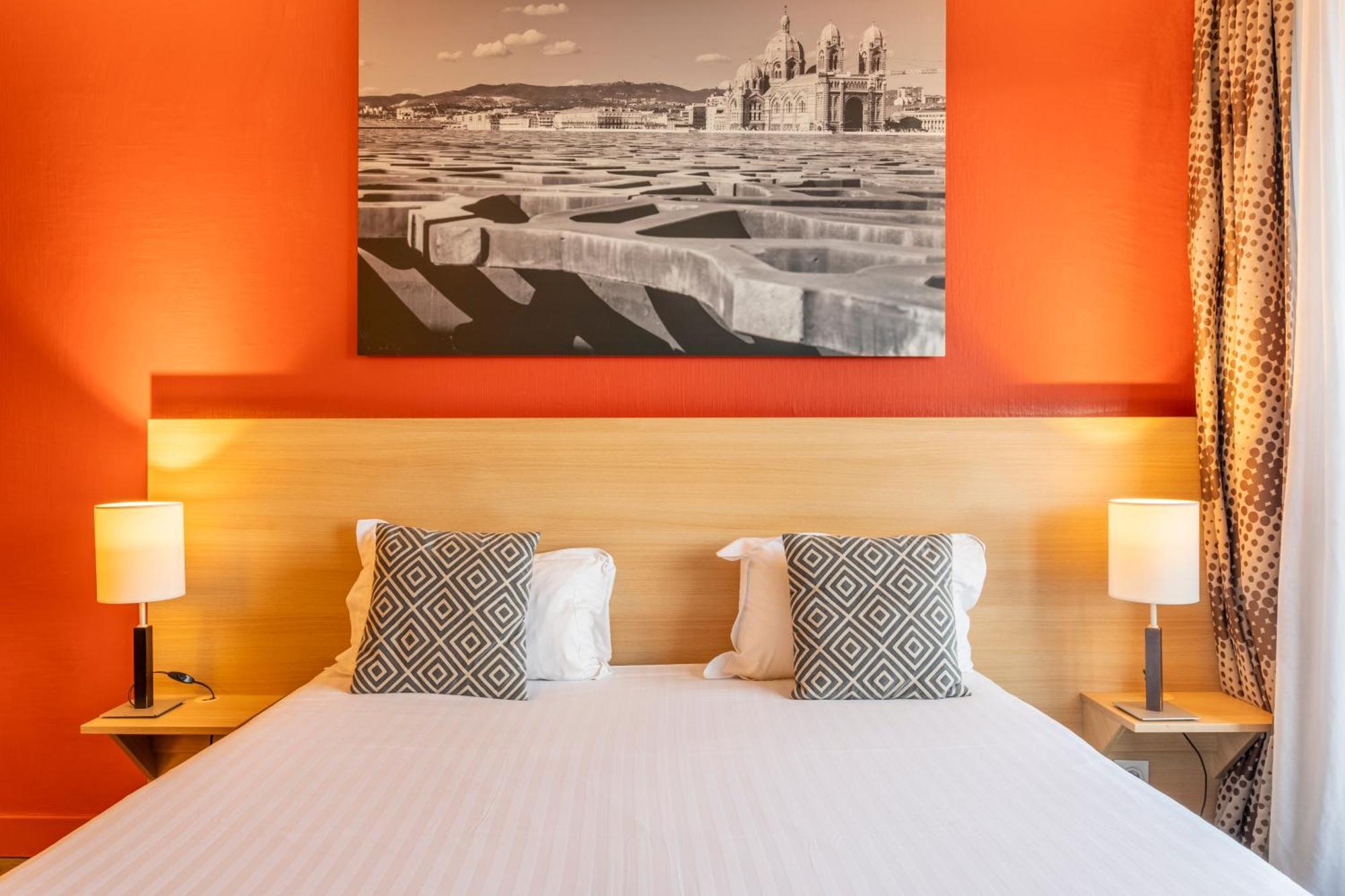 Hotel Adagio Prado 3*