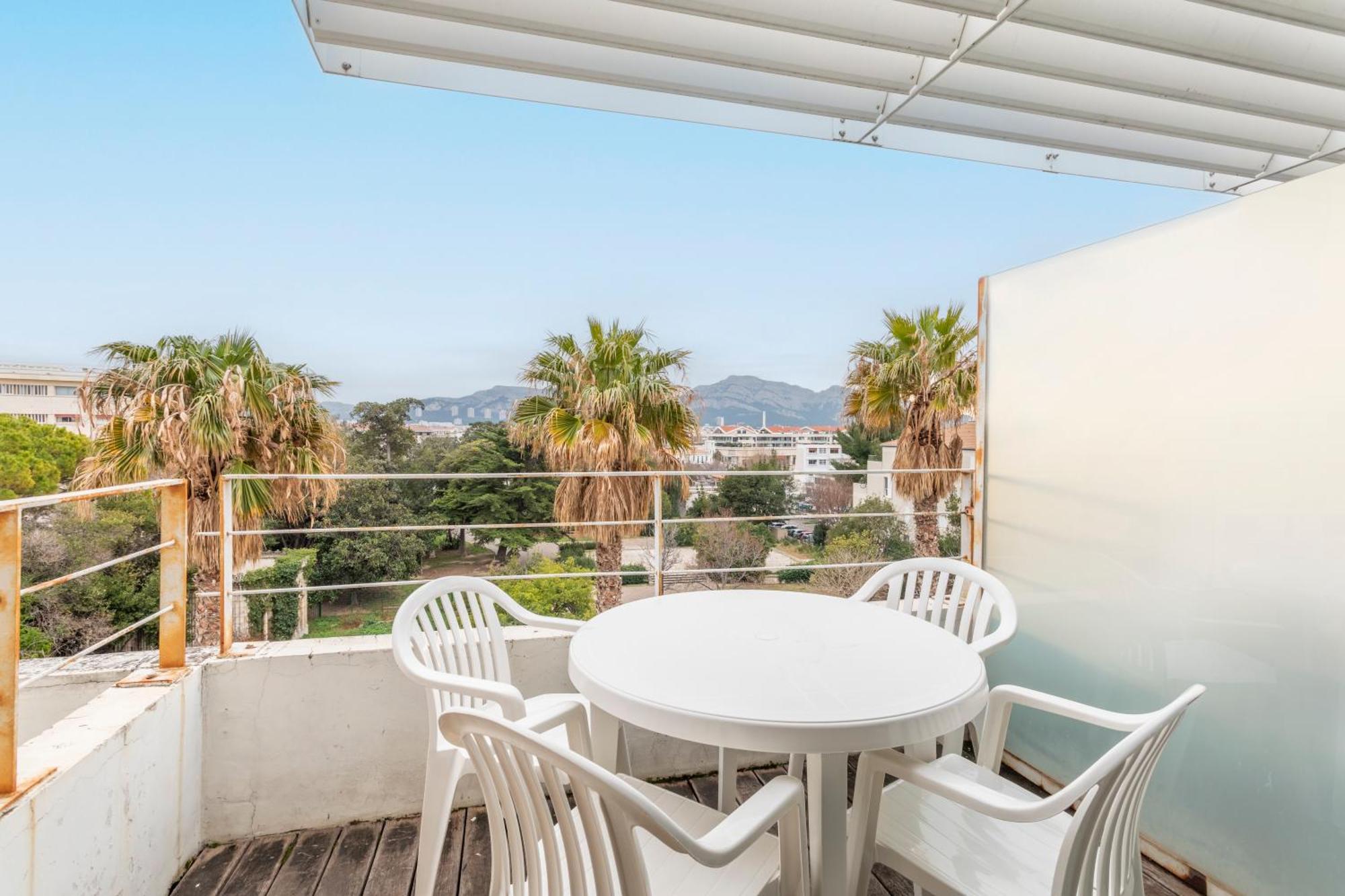 Hotel Adagio Prado 3*