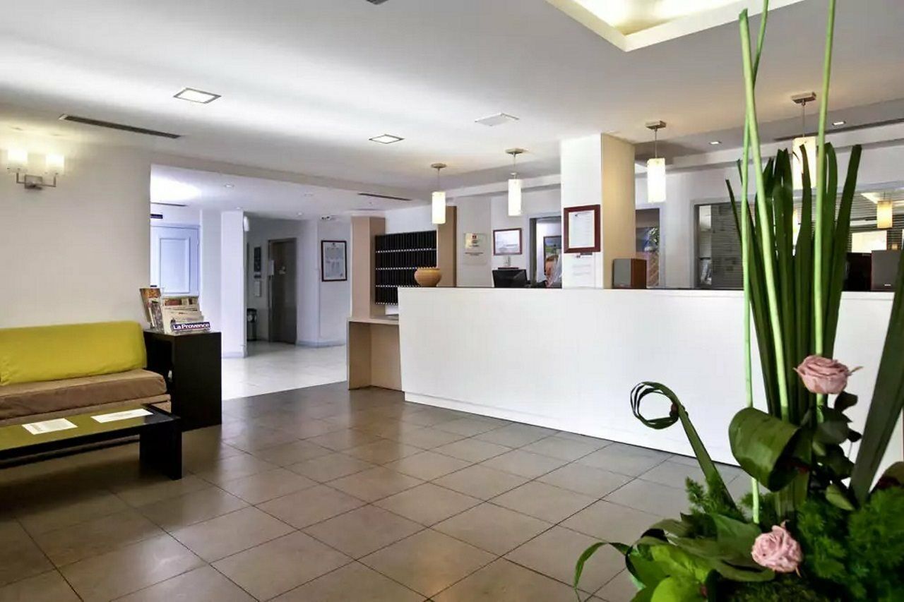 Adagio Prado Hotel 3*
