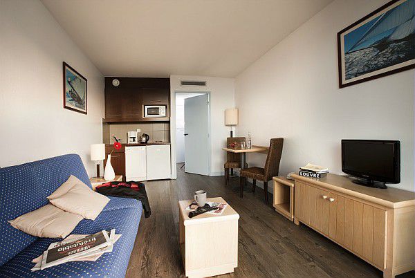 Adagio Prado 3*