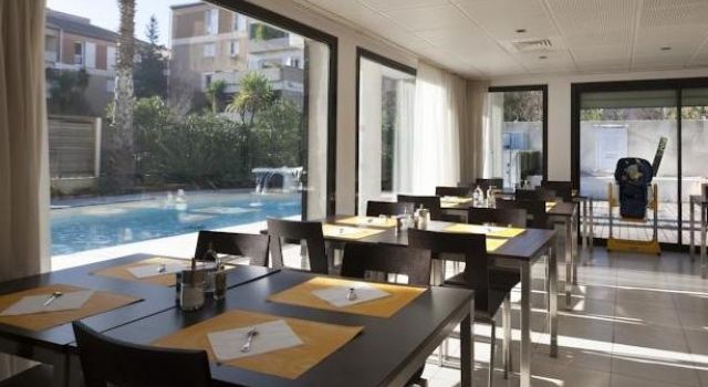 Adagio Prado 3*